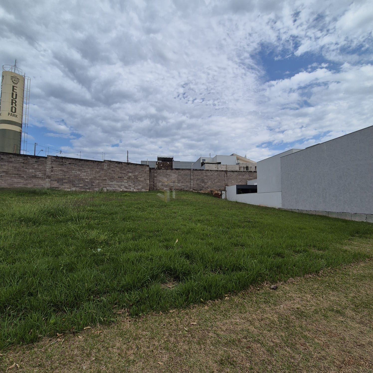 Terreno à venda - 378m² - Condomínio Europark - Umuarama — foto 3