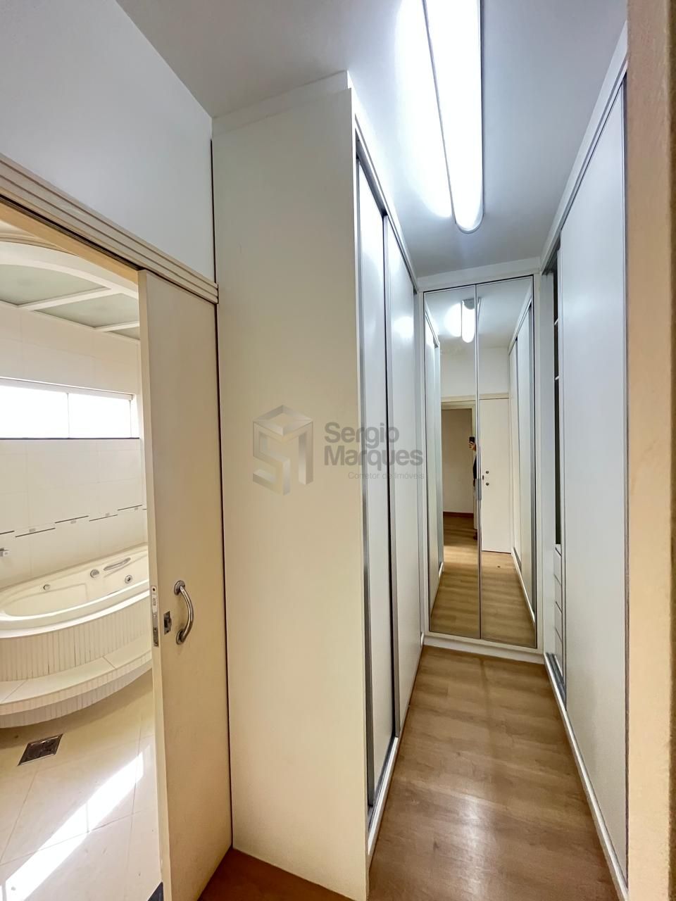 Sobrado à venda - 247m² - Zona VI — foto 8