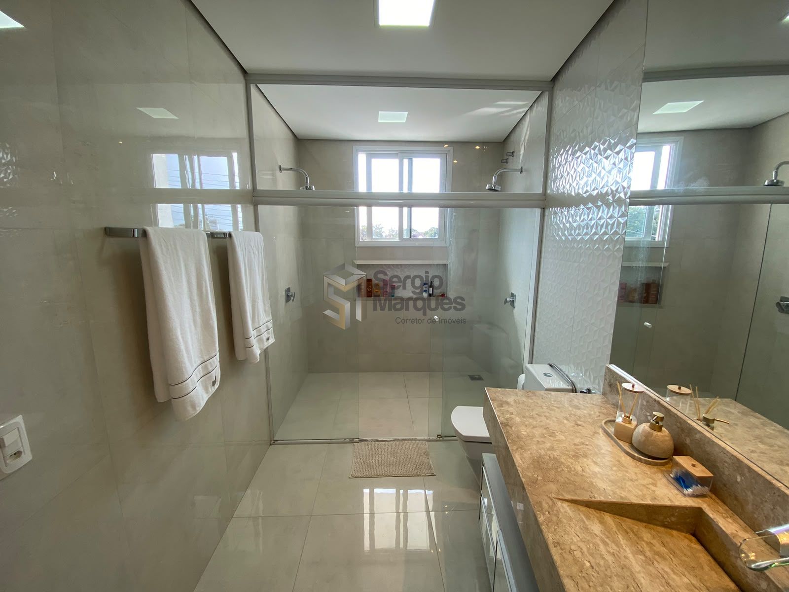 Casa à venda - 361m² - Jardim Europa, Umuarama-PR — foto 3