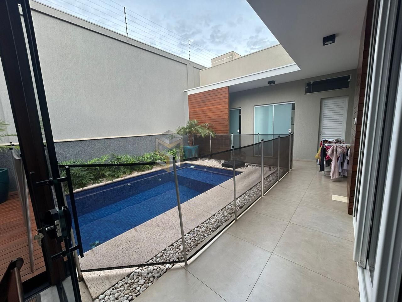 Casa de Alto Padrão com 3 suítes no Condomínio Portal das Águas — foto 6
