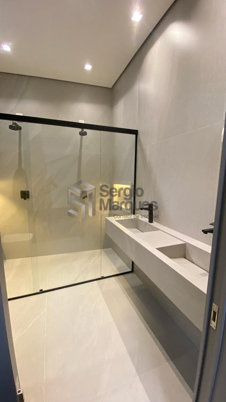 Casa à venda - 362m² - Condomínio Europark - Umuarama — foto 2
