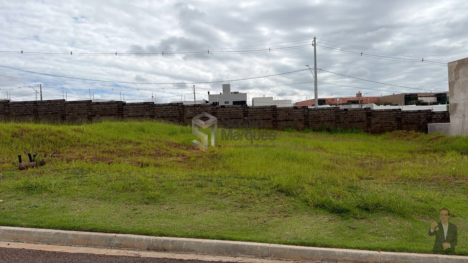Terreno à venda - 313m² - Condomínio Residencial Paysage Unique, Umuarama-PR — foto 3