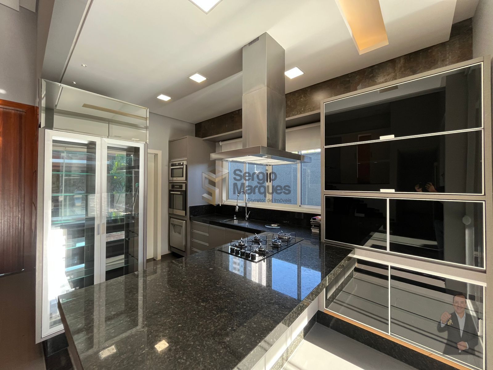 Casa à venda - 360m² - Mont Blanc Residence - Umuarama-PR — foto 5