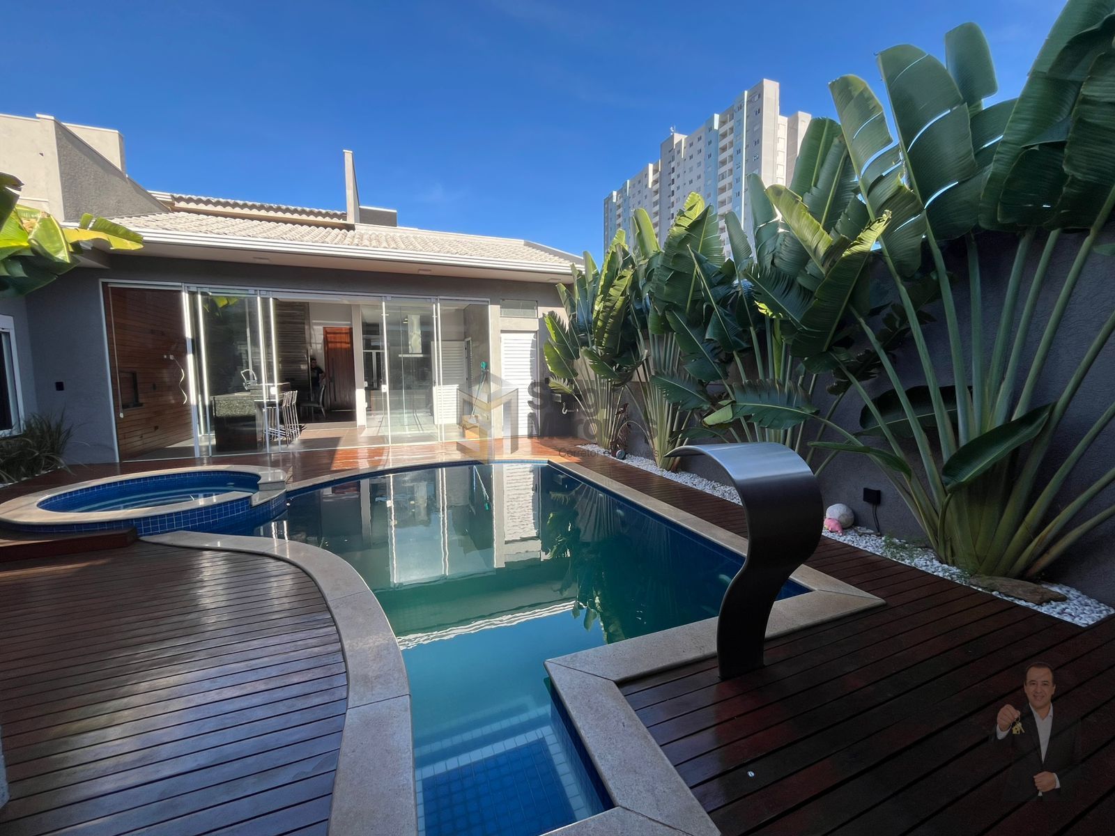 Casa à venda - 360m² - Mont Blanc Residence - Umuarama-PR — foto 10