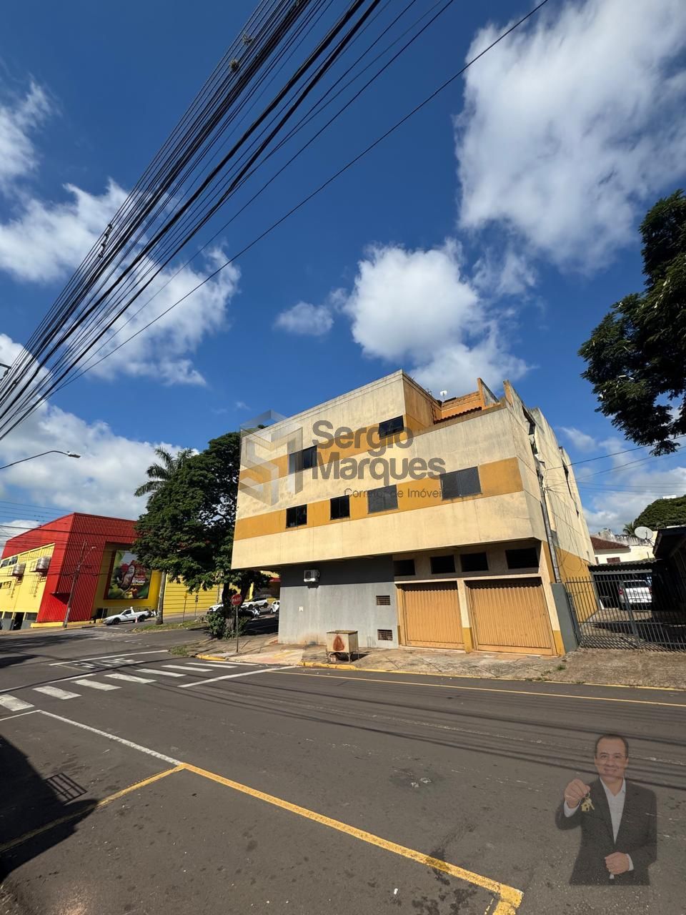 Salão Comercial - 258m² - Umuarama-PR — foto 1