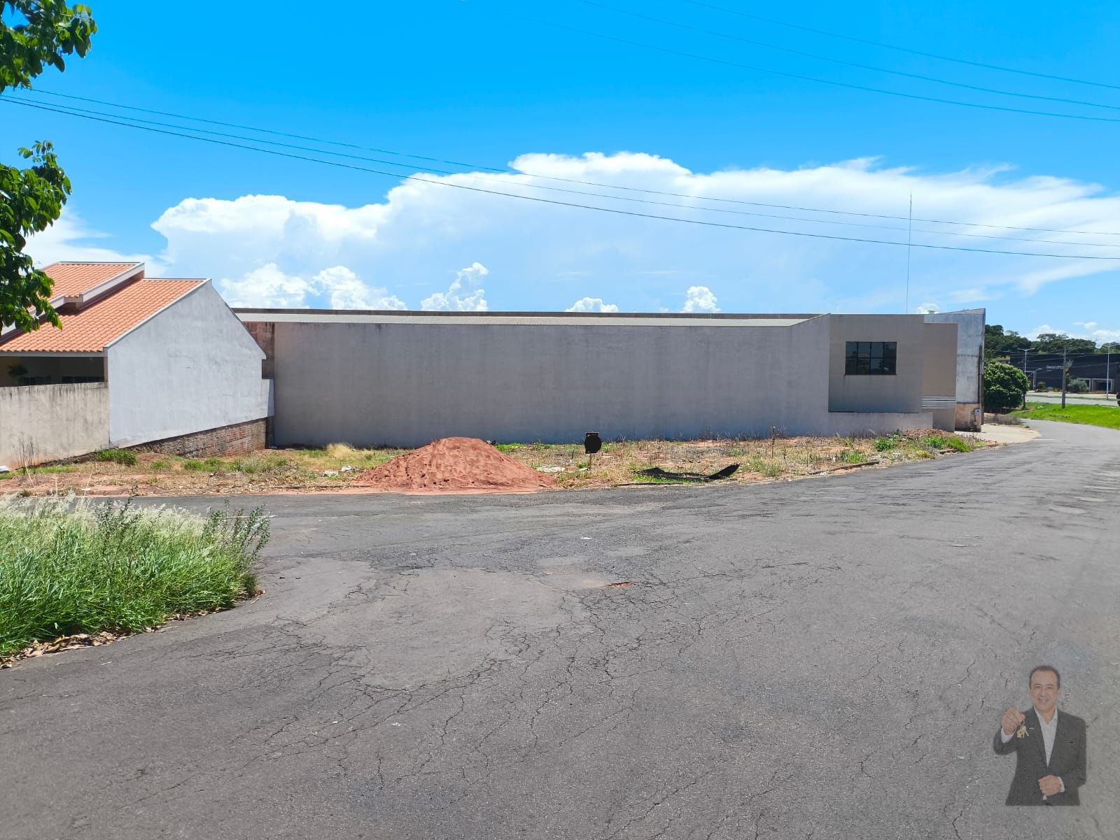 Terreno à venda - 687m² - Avenida Portugal — foto 3