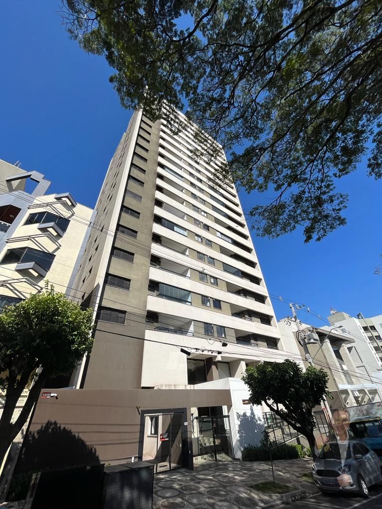 Apartamento 195m² com 3 quartos e suíte - Zona I — foto 1
