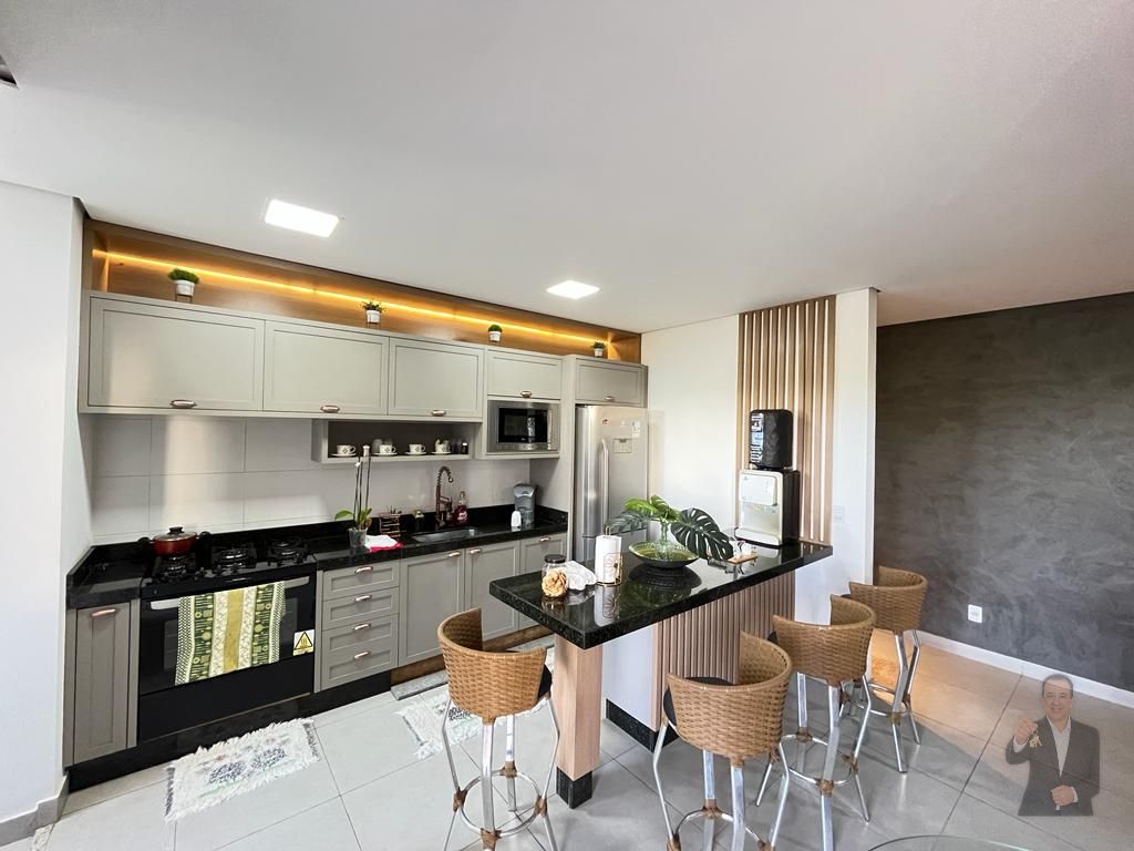 Apartamento 195m² com 3 quartos e suíte - Zona I — foto 8