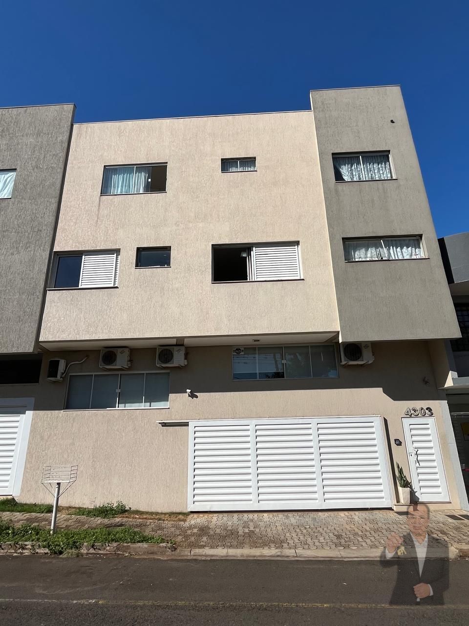 Apartamento 3 suítes - Zona II - Umuarama — foto 1