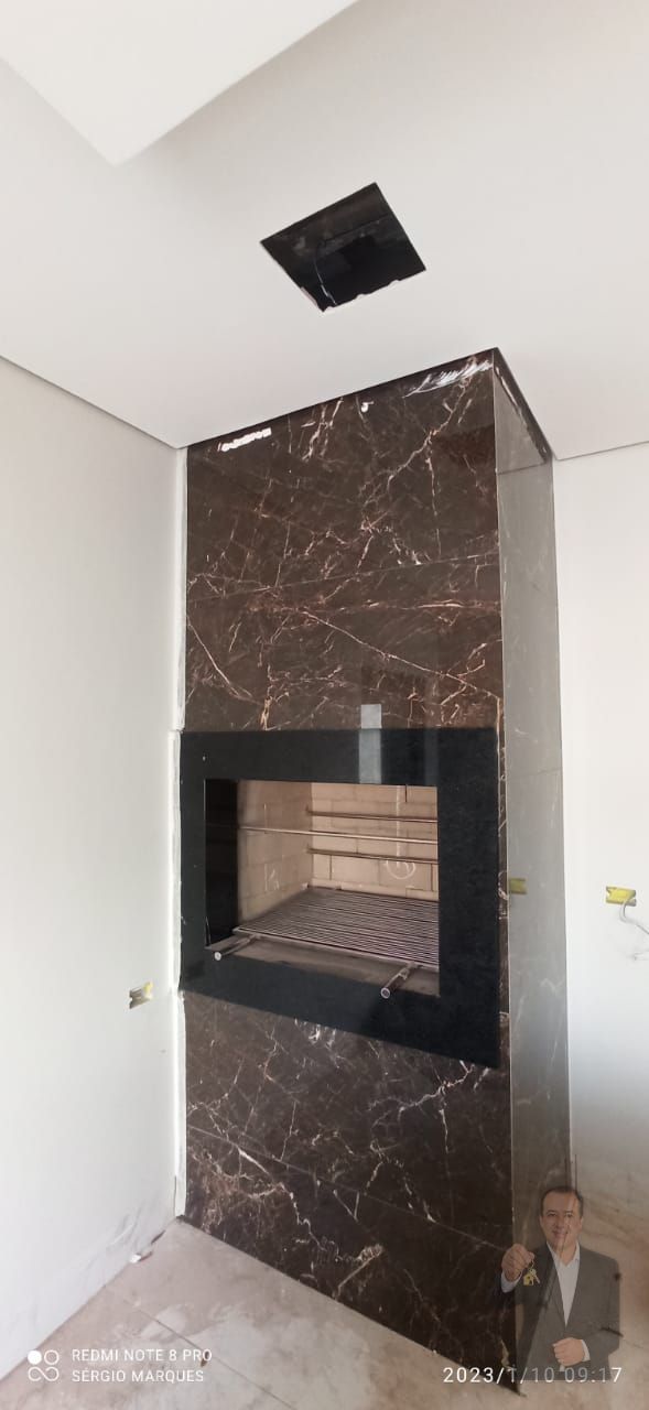 Casa 200m² com 1 suíte e 2 demi suítes - Zona VI — foto 2