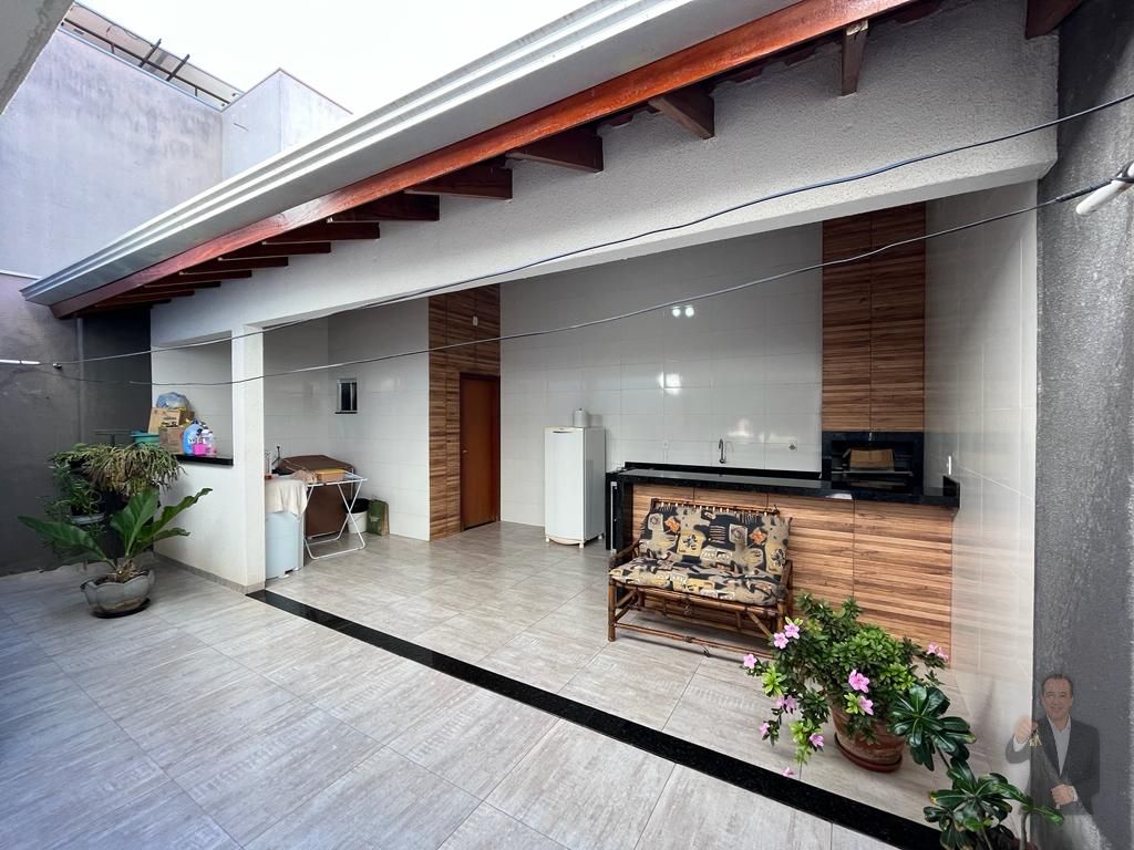 Casa à venda - 195m² - 1 suíte, 2 quartos - Jardim novo Milênio — foto 1