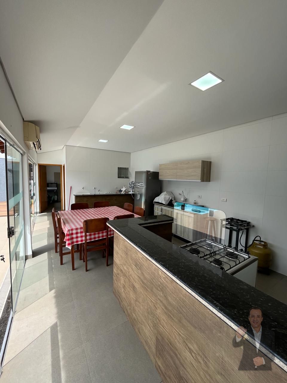Casa à venda - 360m² - Jardim Indaiá — foto 14