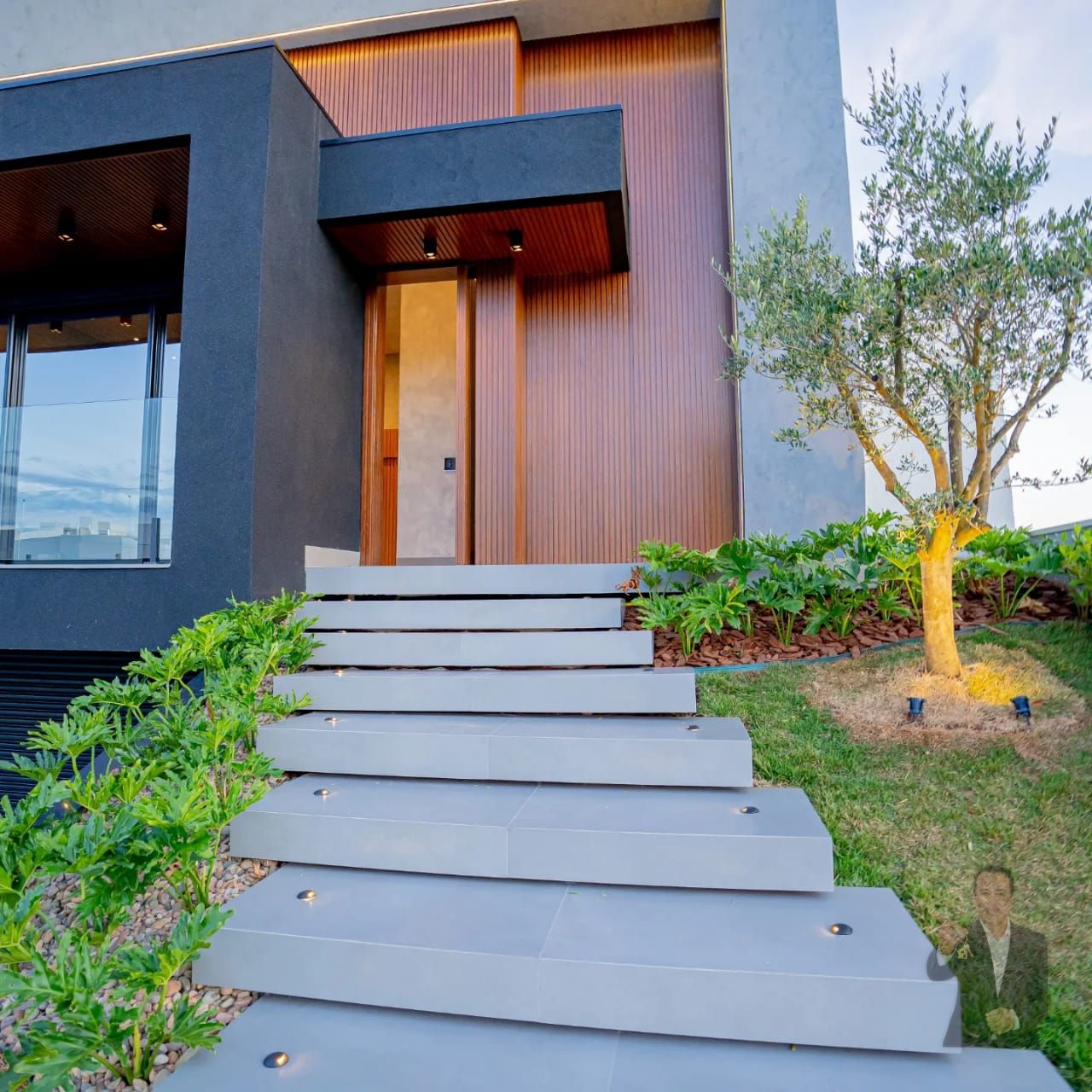 Casa Alto Padrão com 2 suítes no Condomínio Paysage Essenza - Umuarama — foto 2