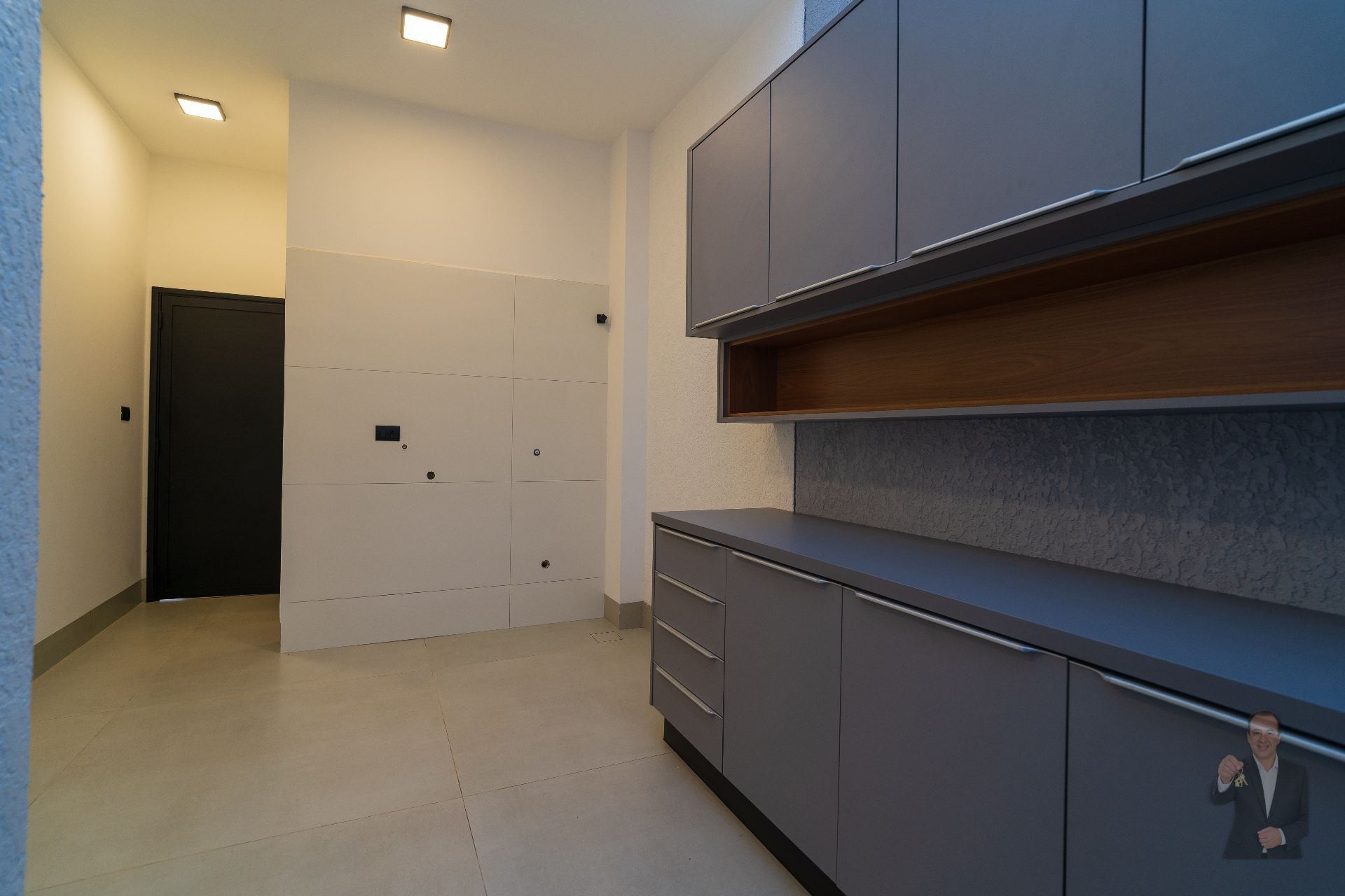 Casa nova alto padrão com 3 suítes no Condomínio Mont Blanc - Umuarama — foto 11