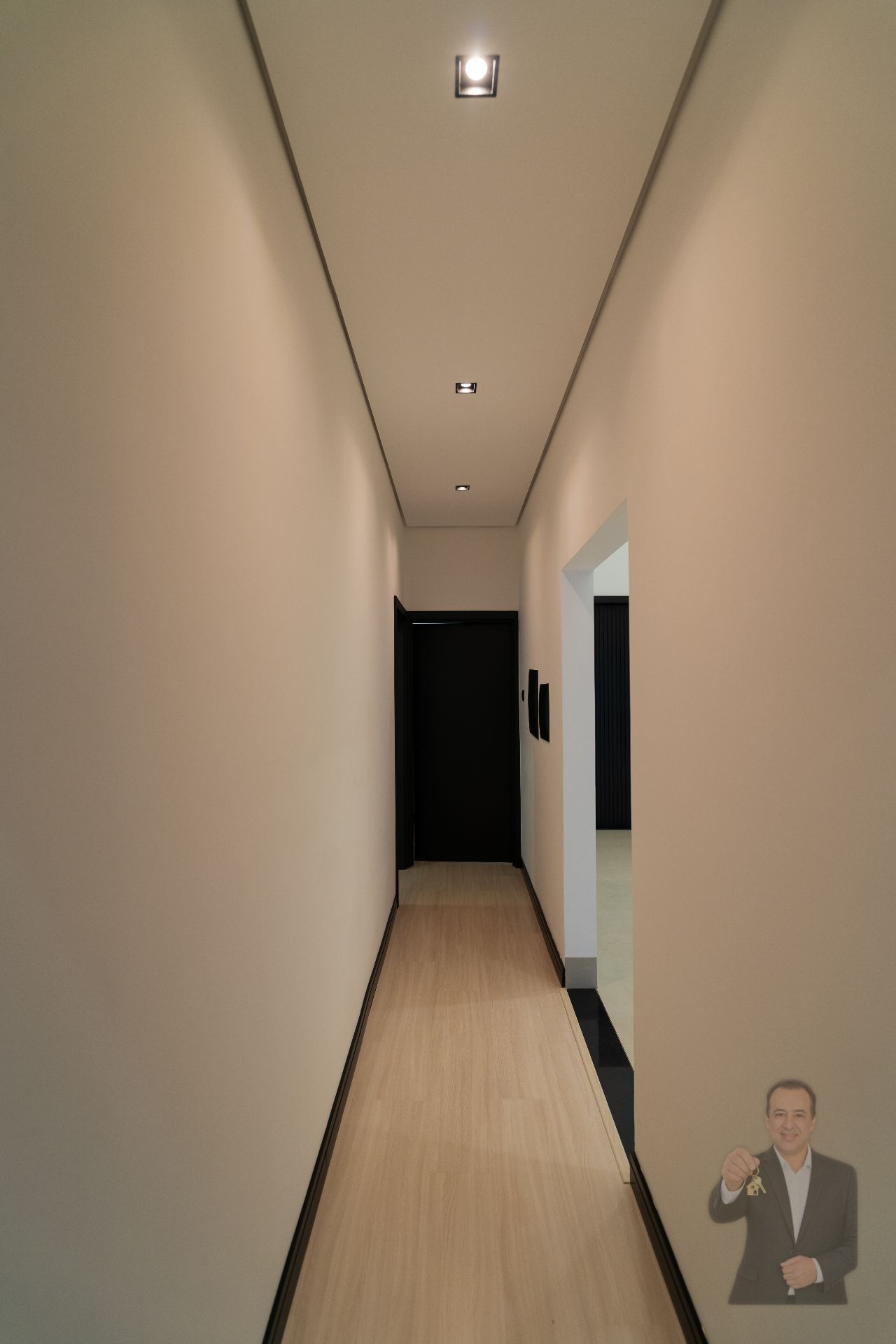 Casa nova alto padrão com 3 suítes no Condomínio Mont Blanc - Umuarama — foto 15