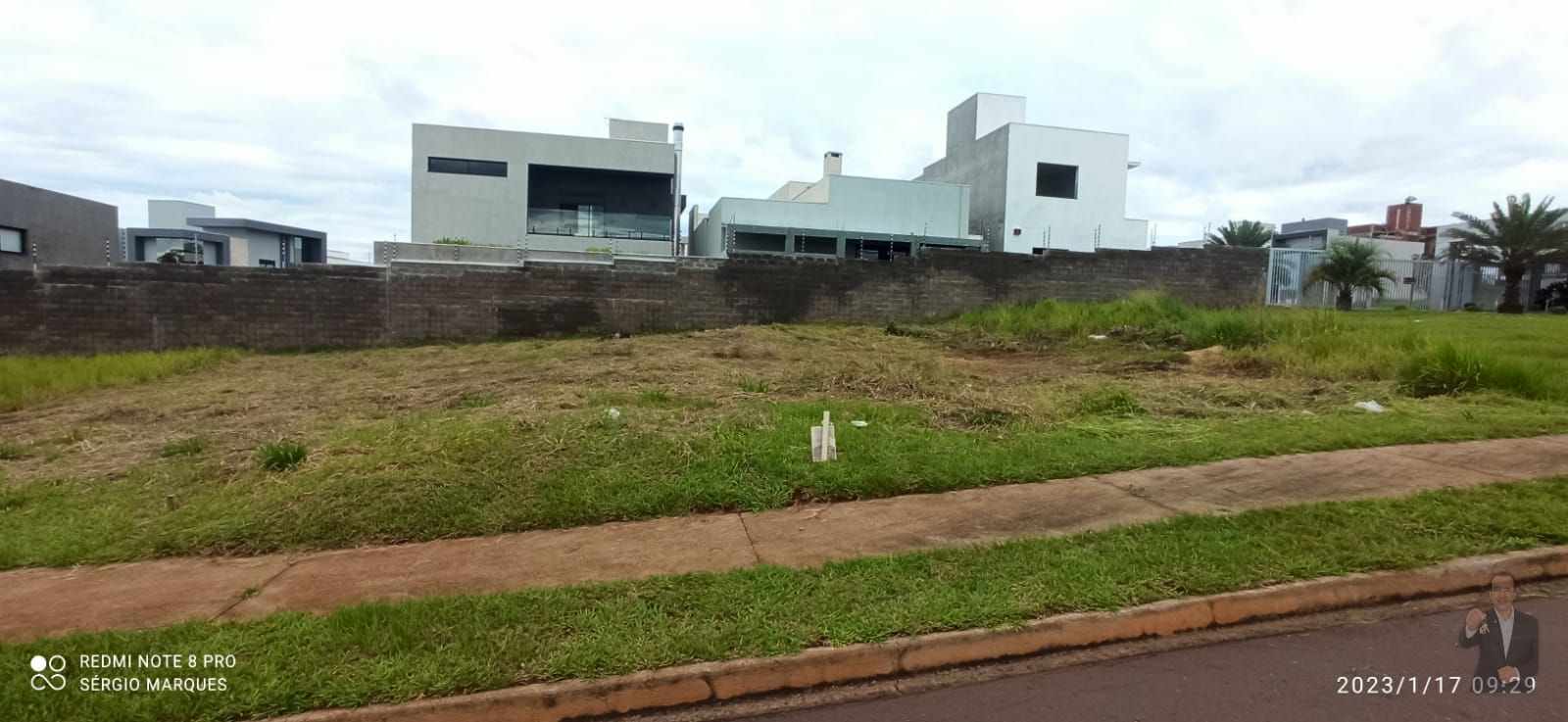 Terreno à venda - 258.67m² - Av. Paraná — foto 2