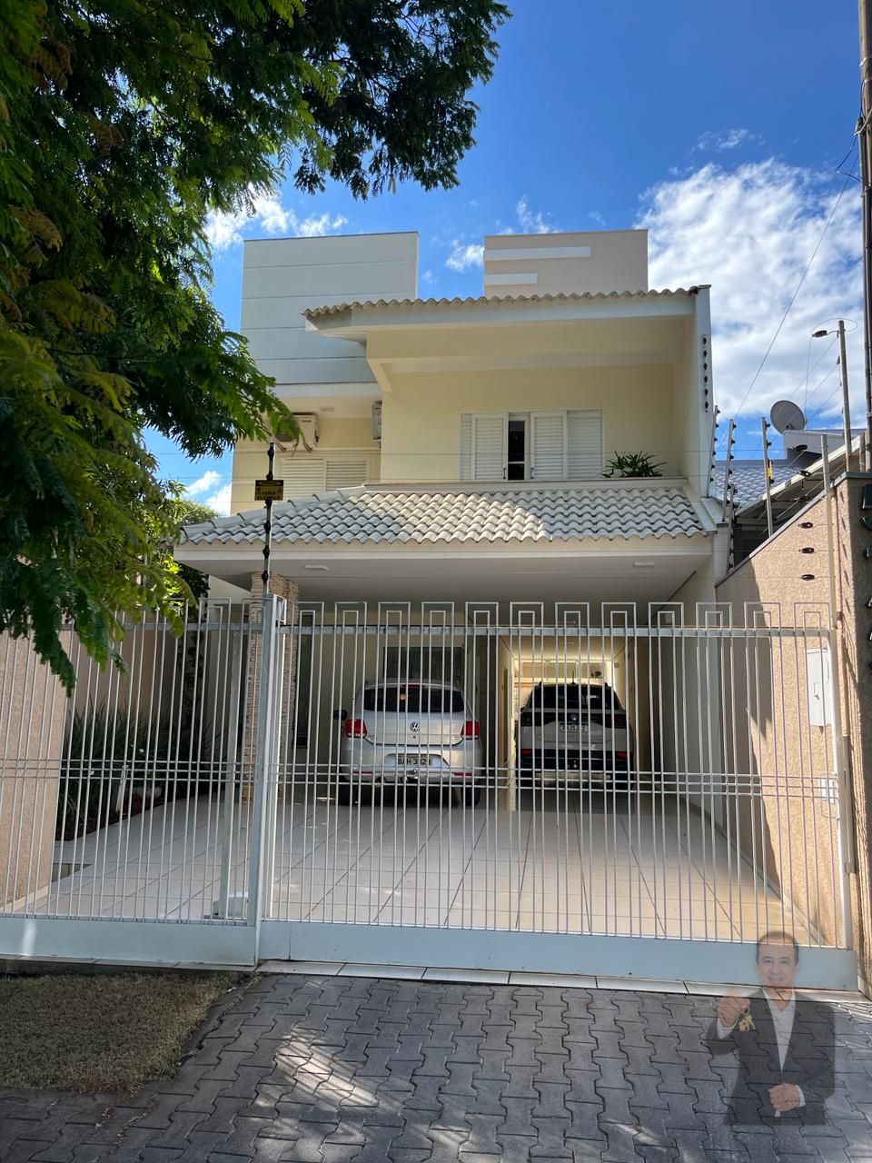 Sobrado à venda - 321m² - Zona VI - Umuarama — foto 1