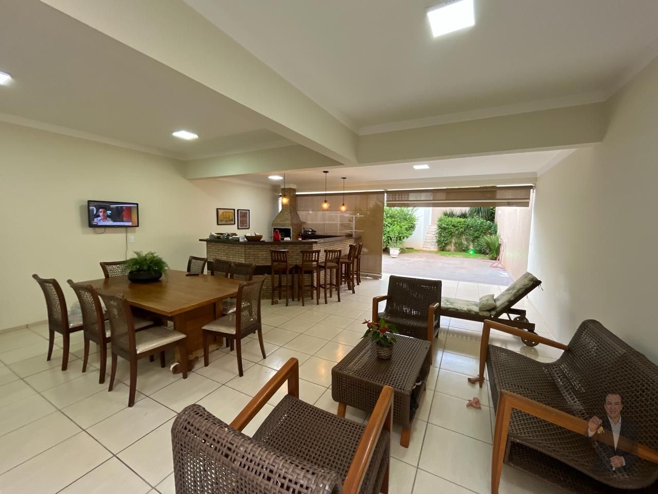 Sobrado à venda - 321m² - Zona VI - Umuarama — foto 9