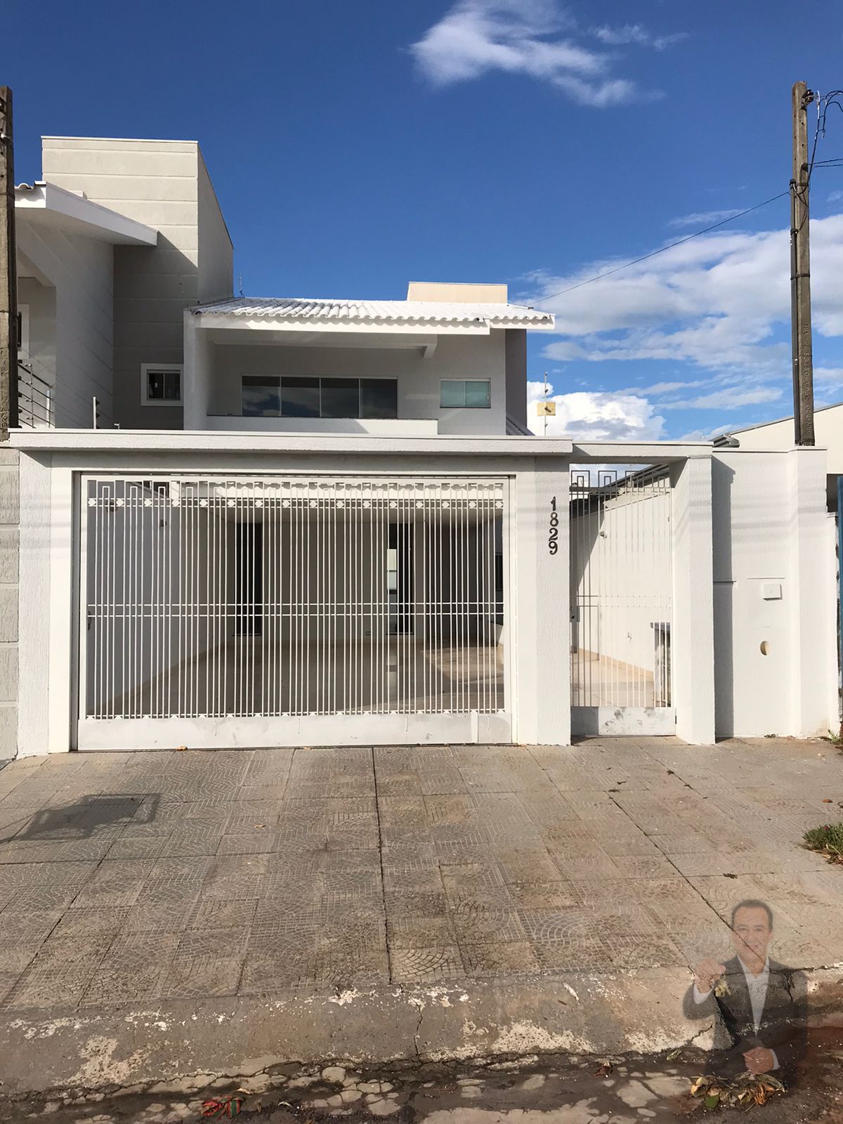Sobrado à venda - 209m² - Zona III - Umuarama — foto 1
