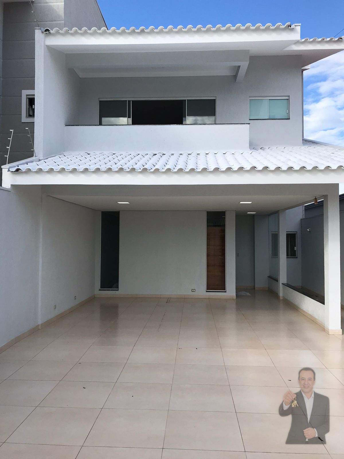 Sobrado à venda - 209m² - Zona III - Umuarama — foto 2