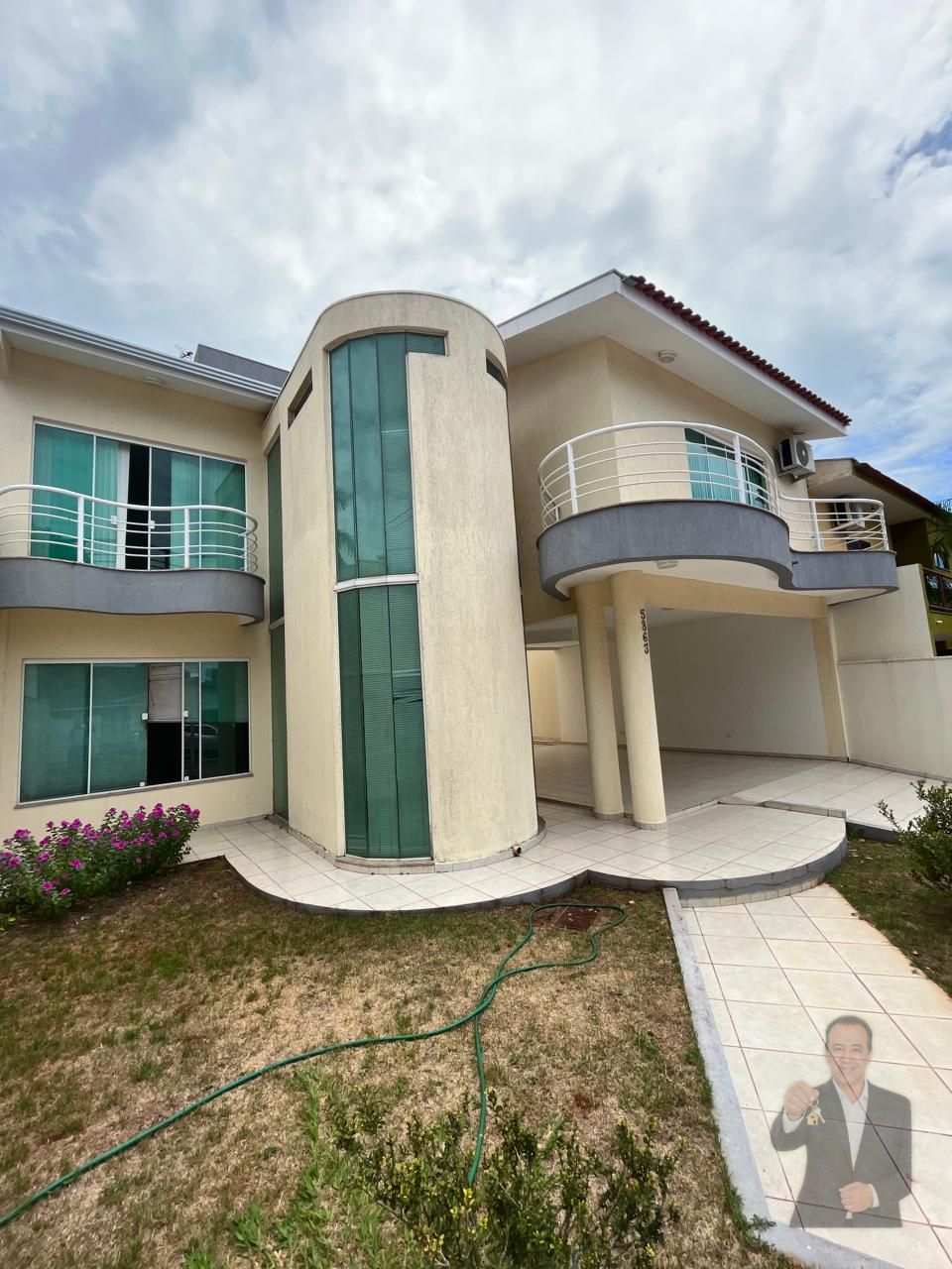 Sobrado à venda - 360m² - Zona III - Umuarama — foto 2