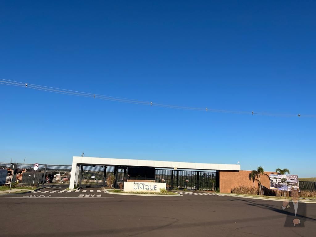 Terreno à venda - 370m² - Condomínio Paysage Unique — foto 1