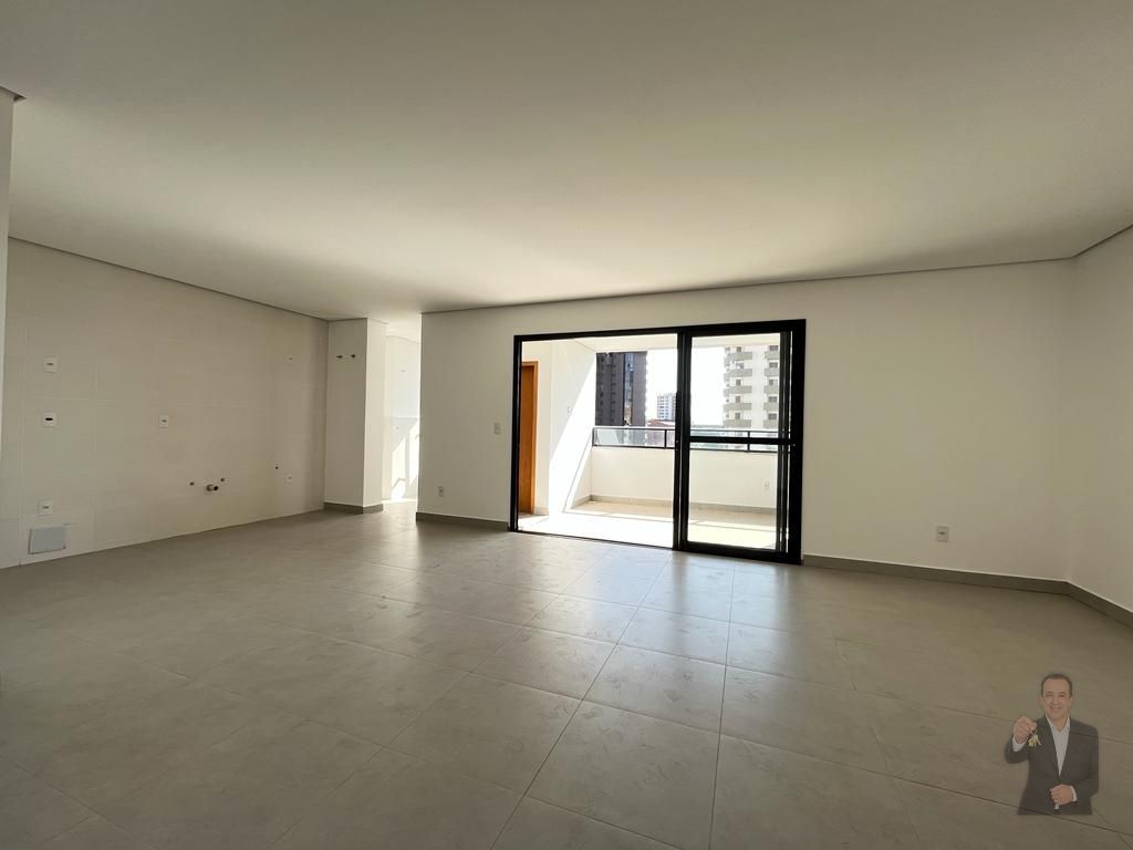 Apartamento 195m² com 3 quartos e 2 vagas - Zona I — foto 10