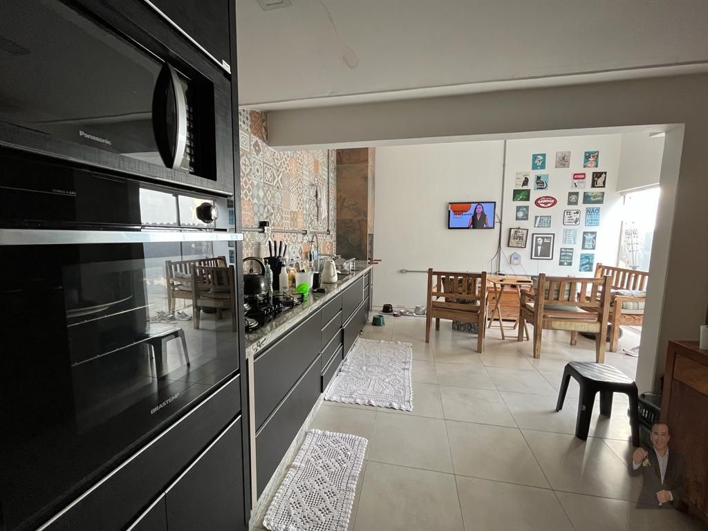 Casa à venda com 2 suítes e 1 quarto - Zona II — foto 1