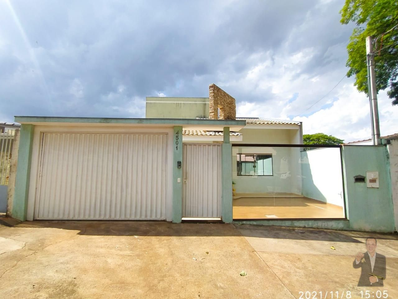 Casa à venda com 3 quartos e piscina - Zona I — foto 1