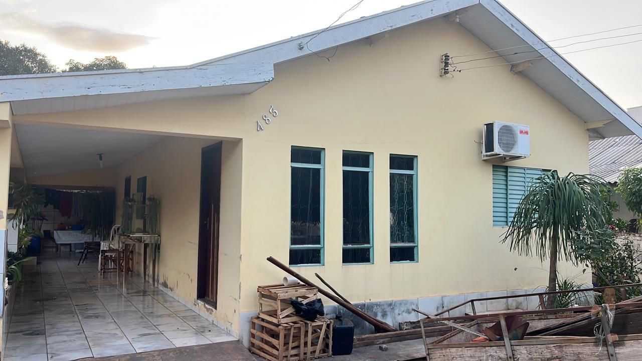 Casa 2 quartos, 2 salas, Maria Helena — foto 1