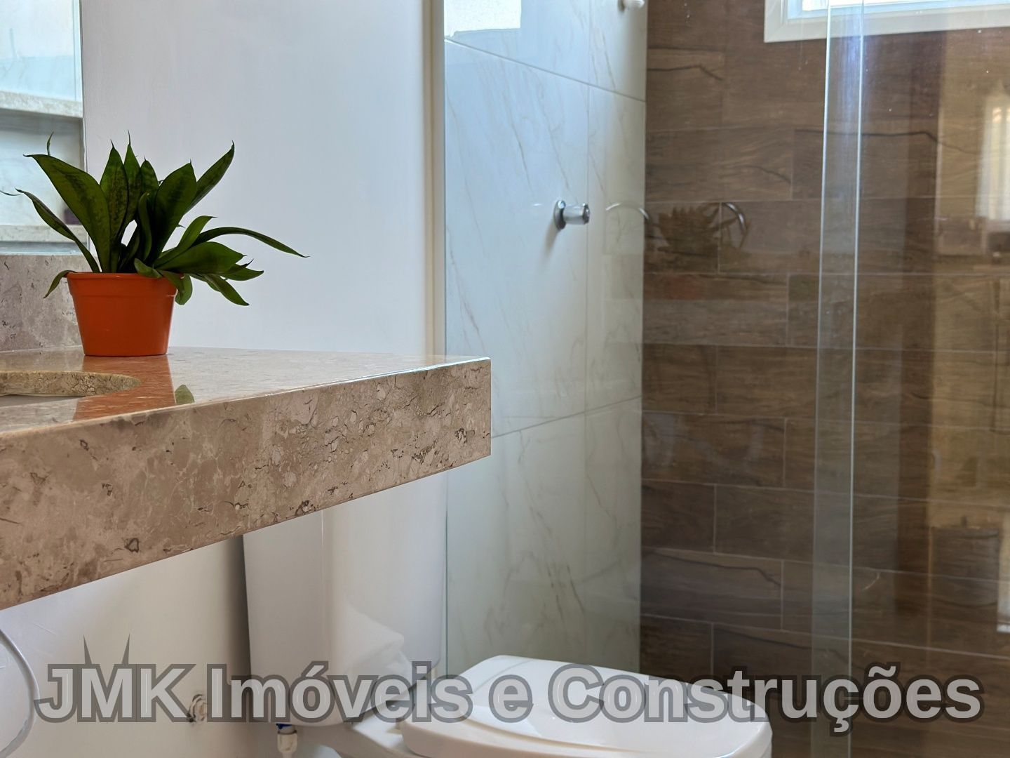 Casa de Condomínio "O novo Conceito" com 3 dormitórios — foto 8
